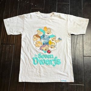 RARE DIAMOND SUPPLY SEVEN DWARVES SIZE SMALL T SHIRT
